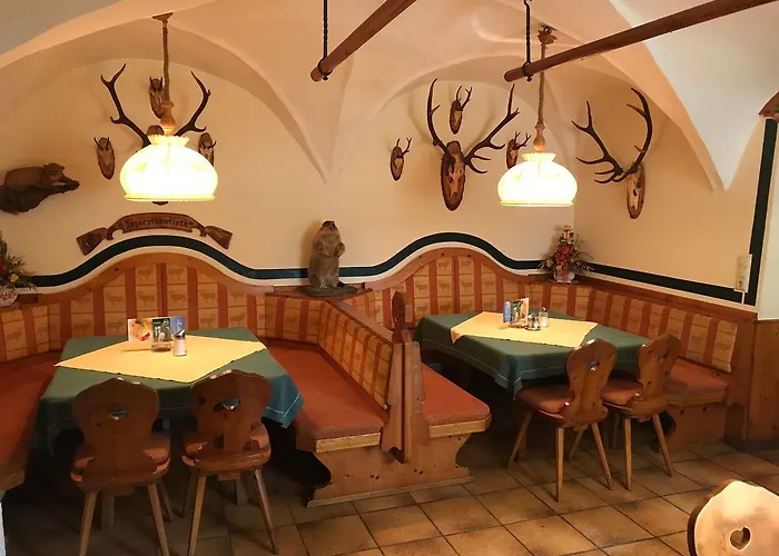 Zum Gamsjaeger Мини-отель